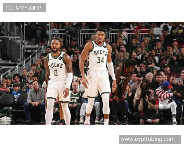 字母哥37分11篮板利拉德26分班凯罗29分助魔术终结雄鹿连胜纪录